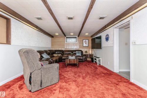 8412 71 Street, Edmonton, AB - Indoor Photo Showing Other Room