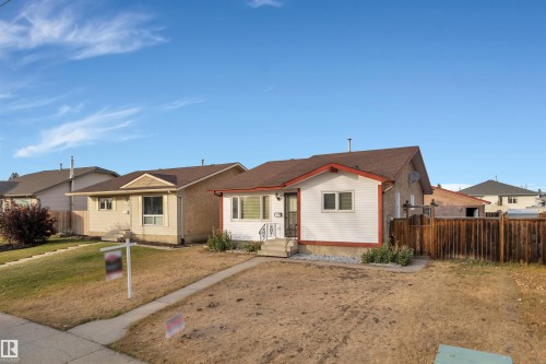 1912 151 Avenue, Edmonton, AB - Outdoor