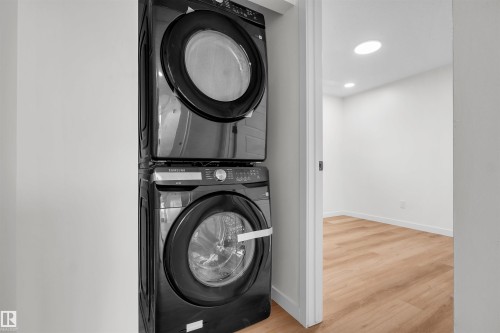 1912 151 Avenue, Edmonton, AB - Indoor Photo Showing Laundry Room