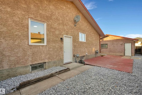 1912 151 Avenue, Edmonton, AB - Outdoor With Exterior