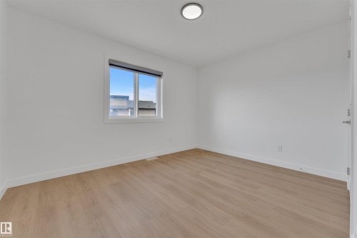 2 Cobblestone Gate, Spruce Grove, AB - Indoor Photo Showing Other Room