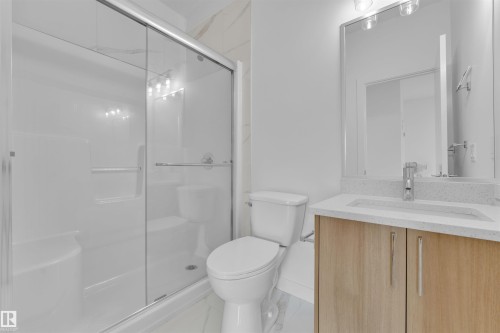 2 Cobblestone Gate, Spruce Grove, AB - Indoor Photo Showing Bathroom