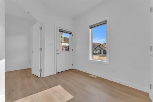2 Cobblestone Gate, Spruce Grove, AB - Indoor Photo Showing Other Room