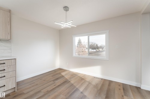 2001 West View Green, Edmonton, AB - Indoor Photo Showing Other Room