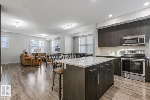112 655 Watt Boulevard, Edmonton, AB - Indoor Photo Showing Kitchen With Upgraded Kitchen