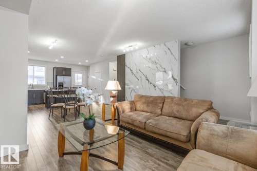 112 655 Watt Boulevard, Edmonton, AB - Indoor Photo Showing Living Room