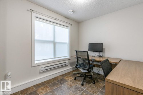 112 655 Watt Boulevard, Edmonton, AB - Indoor Photo Showing Office