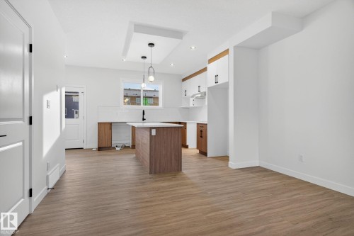 130 Pierwyck Loop, Spruce Grove, AB - Indoor Photo Showing Kitchen