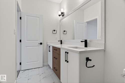 130 Pierwyck Loop, Spruce Grove, AB - Indoor