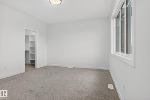 130 Pierwyck Loop, Spruce Grove, AB - Indoor Photo Showing Other Room