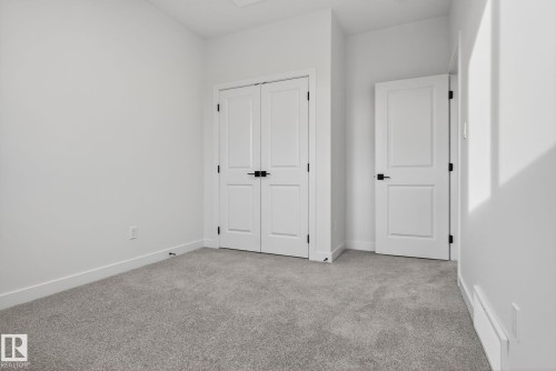 130 Pierwyck Loop, Spruce Grove, AB - Indoor Photo Showing Other Room