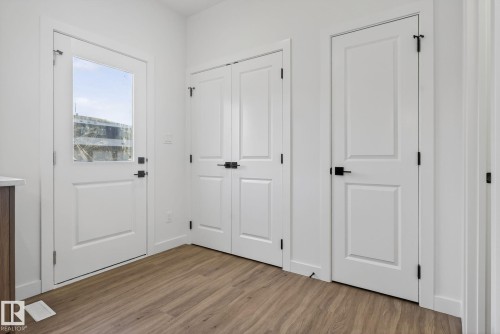 134 Pierwyck Loop, Spruce Grove, AB - Indoor Photo Showing Other Room