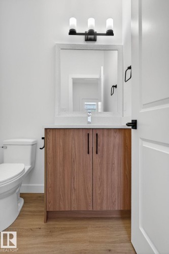 134 Pierwyck Loop, Spruce Grove, AB - Indoor Photo Showing Bathroom
