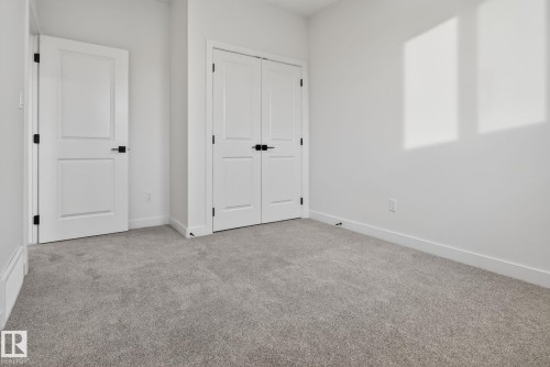 134 Pierwyck Loop, Spruce Grove, AB - Indoor Photo Showing Other Room