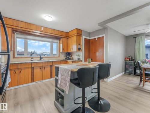 13903 95 Street, Edmonton, AB - Indoor