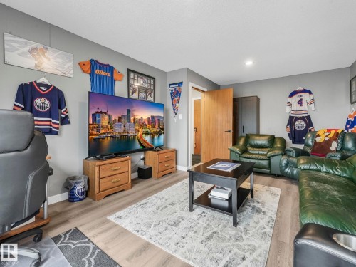 13903 95 Street, Edmonton, AB - Indoor