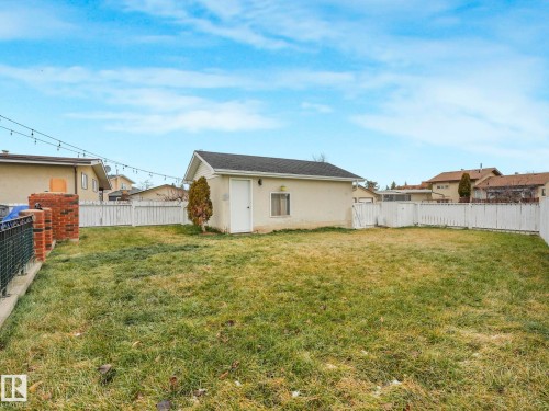 13903 95 Street, Edmonton, AB - Outdoor With Backyard