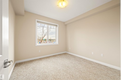 218 12408 15 Avenue, Edmonton, AB - Indoor Photo Showing Other Room