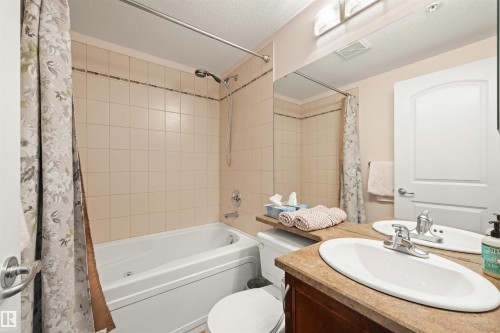 218 12408 15 Avenue, Edmonton, AB - Indoor Photo Showing Bathroom