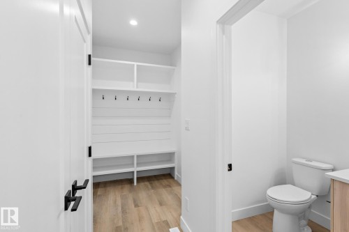 107 Hilton Cove, Spruce Grove, AB - Indoor Photo Showing Bathroom