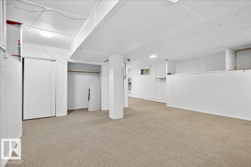 11903 94 Street, Edmonton, AB - Indoor