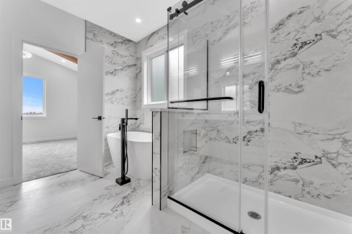 404 Pine Point(E), Leduc, AB - Indoor