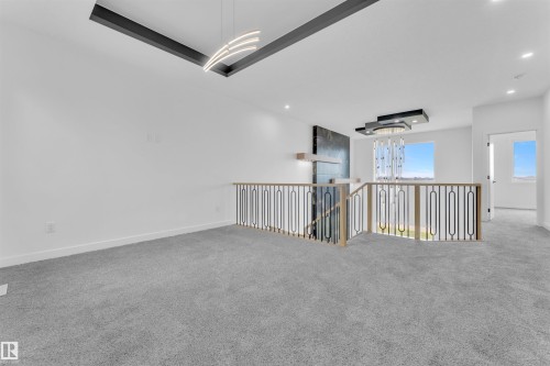 404 Pine Point(E), Leduc, AB - Indoor Photo Showing Other Room