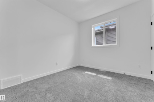404 Pine Point(E), Leduc, AB - Indoor Photo Showing Other Room
