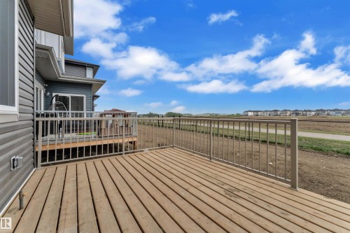 404 Pine Point(E), Leduc, AB - Outdoor