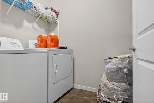 2031 51 Street, Edmonton, AB - Indoor Photo Showing Laundry Room