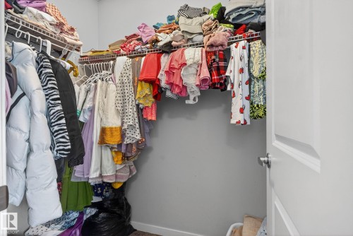 2031 51 Street, Edmonton, AB - Indoor With Storage