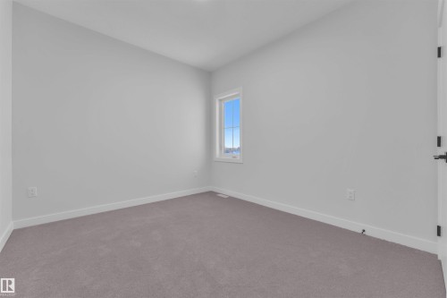 236 Crystal Creek Drive, Leduc, AB - Indoor Photo Showing Other Room