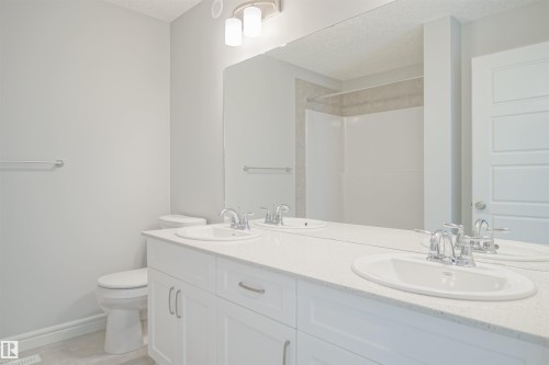 17639 46 Street, Edmonton, AB - Indoor Photo Showing Bathroom