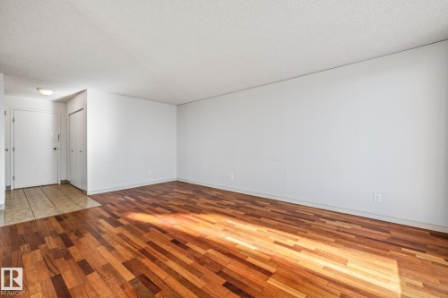 702 10015 119 Street, Edmonton, AB - Indoor Photo Showing Other Room