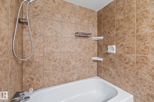 702 10015 119 Street, Edmonton, AB - Indoor Photo Showing Bathroom