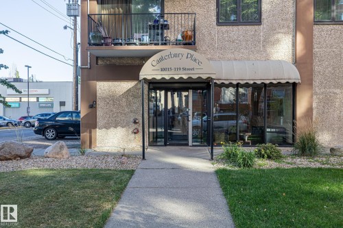 702 10015 119 Street, Edmonton, AB - Outdoor