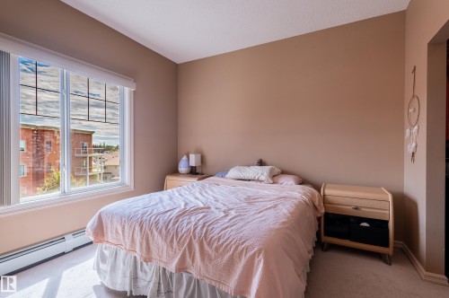 431 263 Macewan Road, Edmonton, AB - Indoor Photo Showing Bedroom