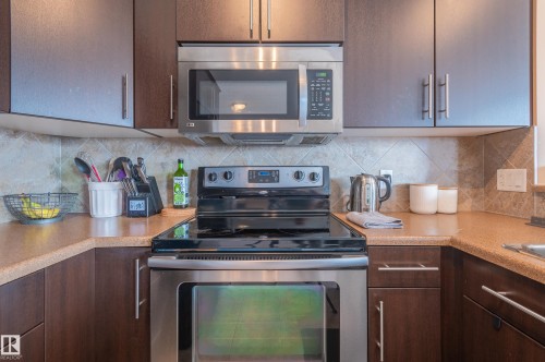 431 263 Macewan Road, Edmonton, AB - Indoor Photo Showing Kitchen