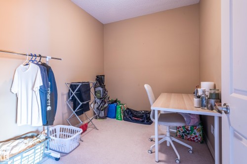 431 263 Macewan Road, Edmonton, AB - Indoor Photo Showing Office