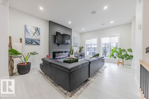 4 Chambery Crescent, St. Albert, AB - Indoor Photo Showing Living Room With Fireplace