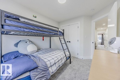 4 Chambery Crescent, St. Albert, AB - Indoor Photo Showing Bedroom