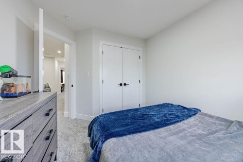 4 Chambery Crescent, St. Albert, AB - Indoor Photo Showing Bedroom