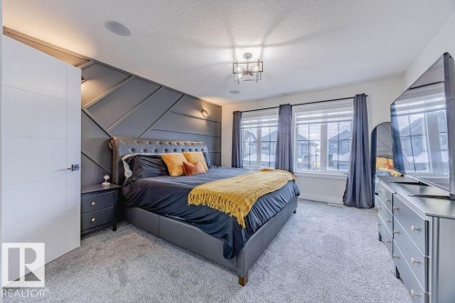 4 Chambery Crescent, St. Albert, AB - Indoor Photo Showing Bedroom