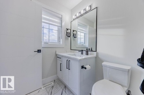 4 Chambery Crescent, St. Albert, AB - Indoor Photo Showing Bathroom