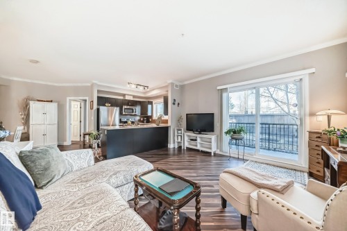 108 14604 125 Street, Edmonton, AB - Indoor Photo Showing Living Room