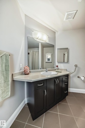 108 14604 125 Street, Edmonton, AB - Indoor Photo Showing Bathroom