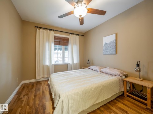 11163 69 Street, Edmonton, AB - Indoor Photo Showing Bedroom