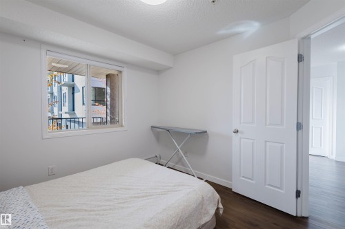 209 11803 22 Avenue, Edmonton, AB - Indoor Photo Showing Bedroom