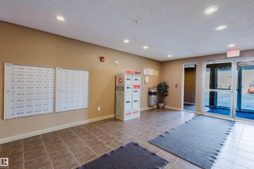 209 11803 22 Avenue, Edmonton, AB - Indoor Photo Showing Other Room