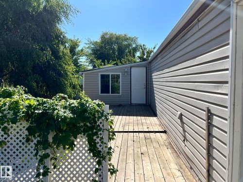 7 Hillcrest Drive, Edmonton, AB - Outdoor